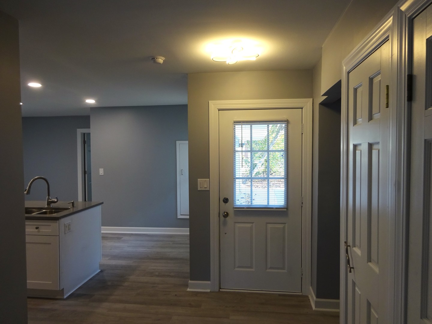 169 South Pinecrest Road Bolingbrook, IL 60440 - Photo 8 of 63