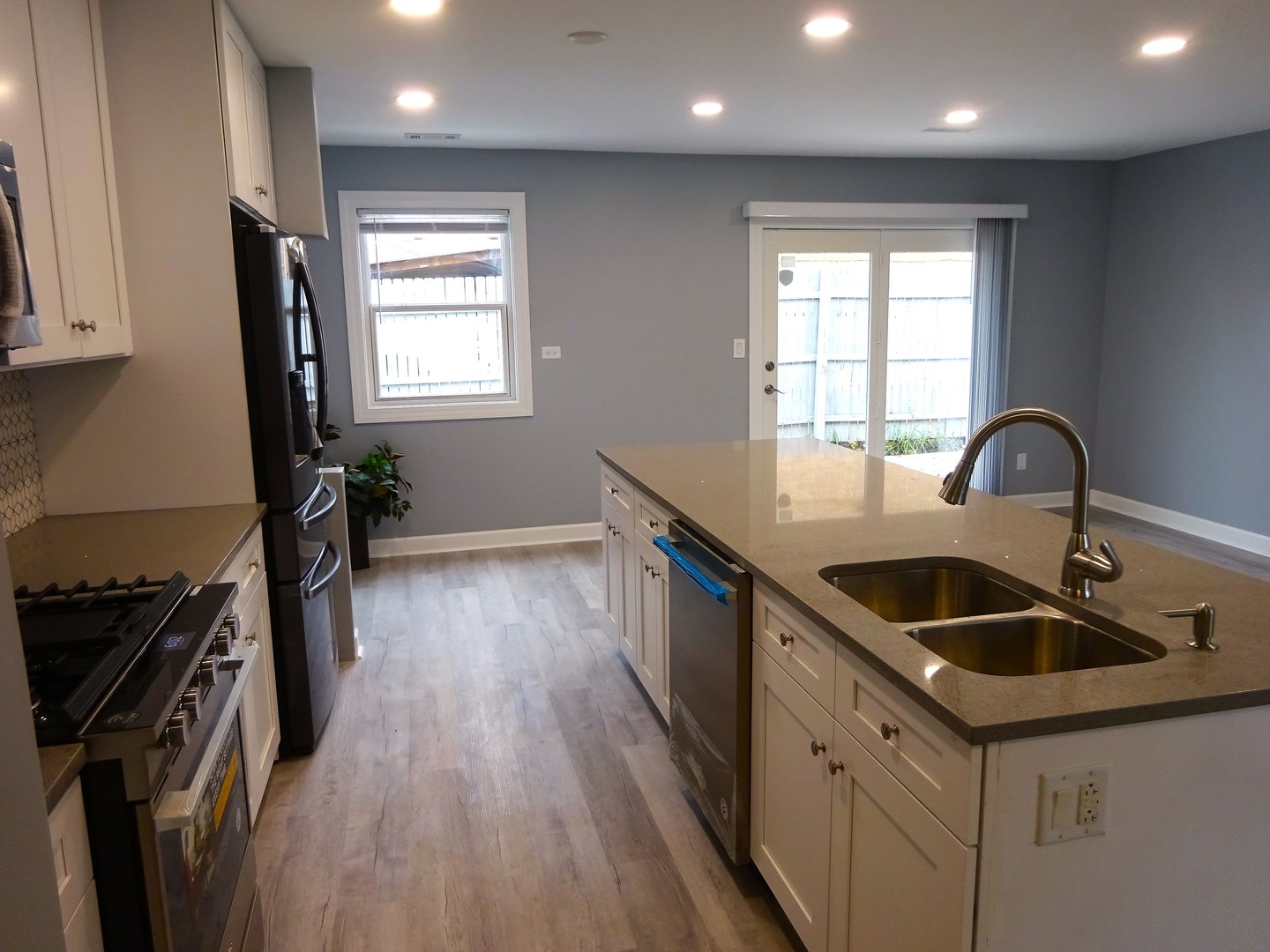 169 South Pinecrest Road Bolingbrook, IL 60440 - Photo 10 of 63