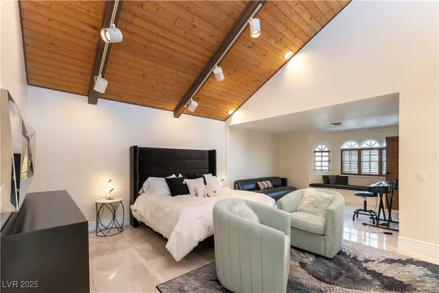 $5,000 | 2845 Queens Courtyard Drive, Las Vegas, NV 89109