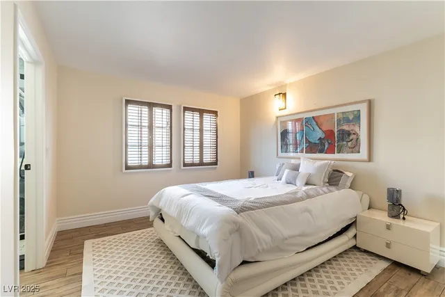 $5,000 | 2845 Queens Courtyard Drive, Las Vegas, NV 89109