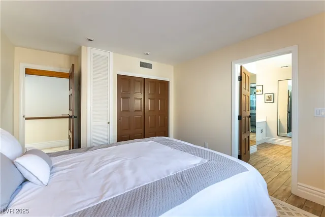 $5,000 | 2845 Queens Courtyard Drive, Las Vegas, NV 89109