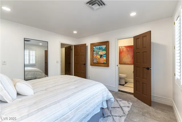 $5,000 | 2845 Queens Courtyard Drive, Las Vegas, NV 89109