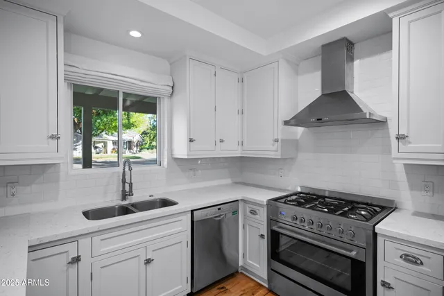 $1,799,000 | 4716 North 34th Place, Phoenix, AZ 85018