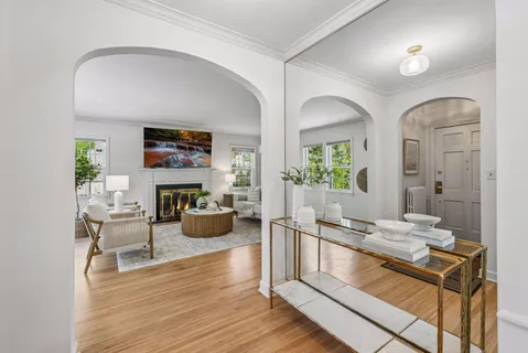 $925,000 | 2720 Sunset Boulevard, Minneapolis, MN 55416
