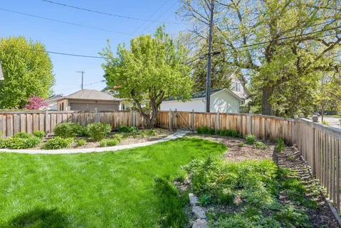 $925,000 | 2720 Sunset Boulevard, Minneapolis, MN 55416