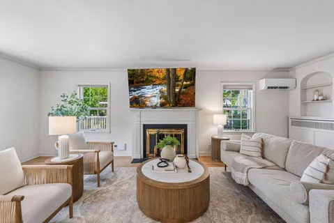 $925,000 | 2720 Sunset Boulevard, Minneapolis, MN 55416