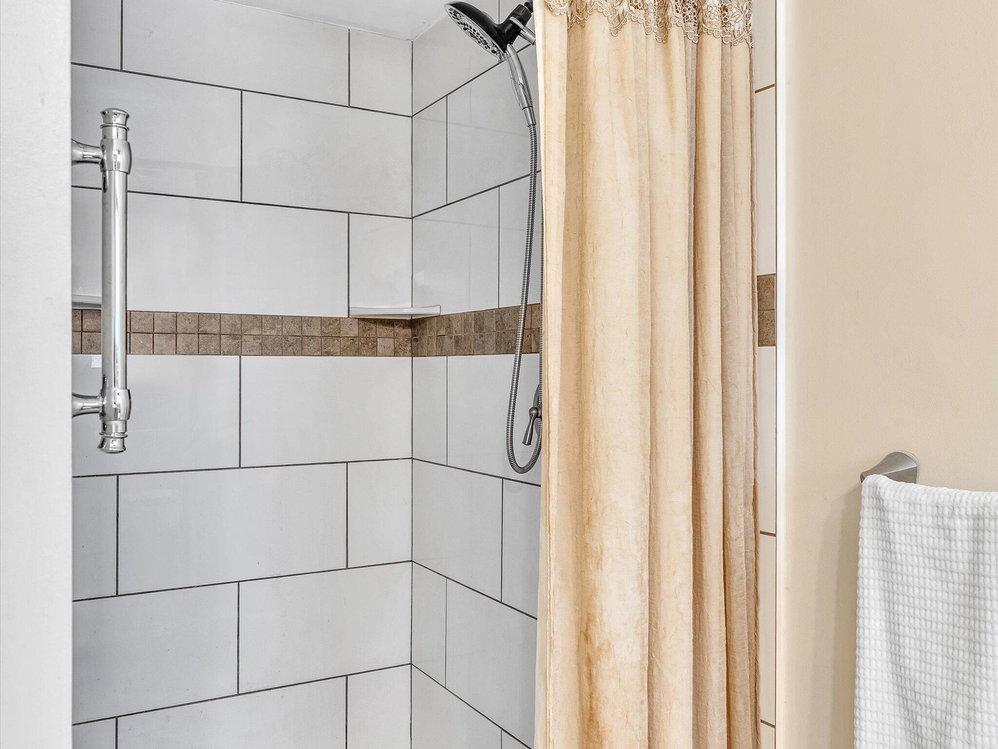 30 Colonial Club Drive, Unit 101 Boynton Beach, FL 33435 - Photo 24 of 58 GUEST SHOWER