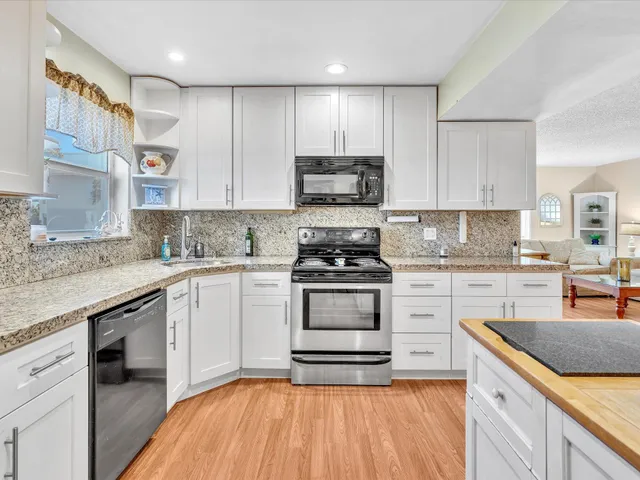 $220,000 | 30 Colonial Club Drive, Unit 101, Boynton Beach, FL 33435