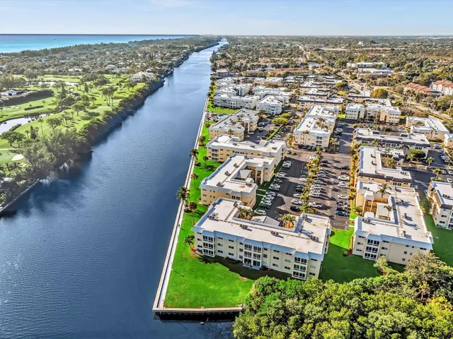 $220,000 | 30 Colonial Club Drive, Unit 101, Boynton Beach, FL 33435