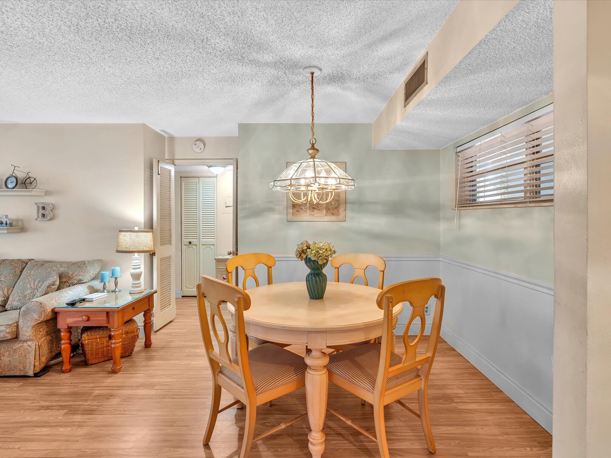 30 Colonial Club Drive, Unit 101 Boynton Beach, FL 33435 - Photo 10 of 58 DINING