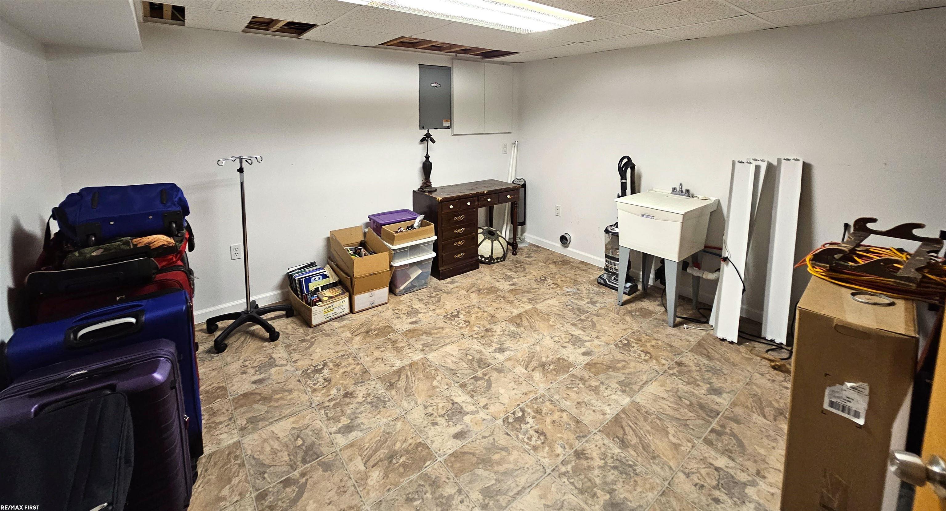 2895 Klam Road Lapeer, MI 48446 - Photo 19 of 31 50124144-18.JPG