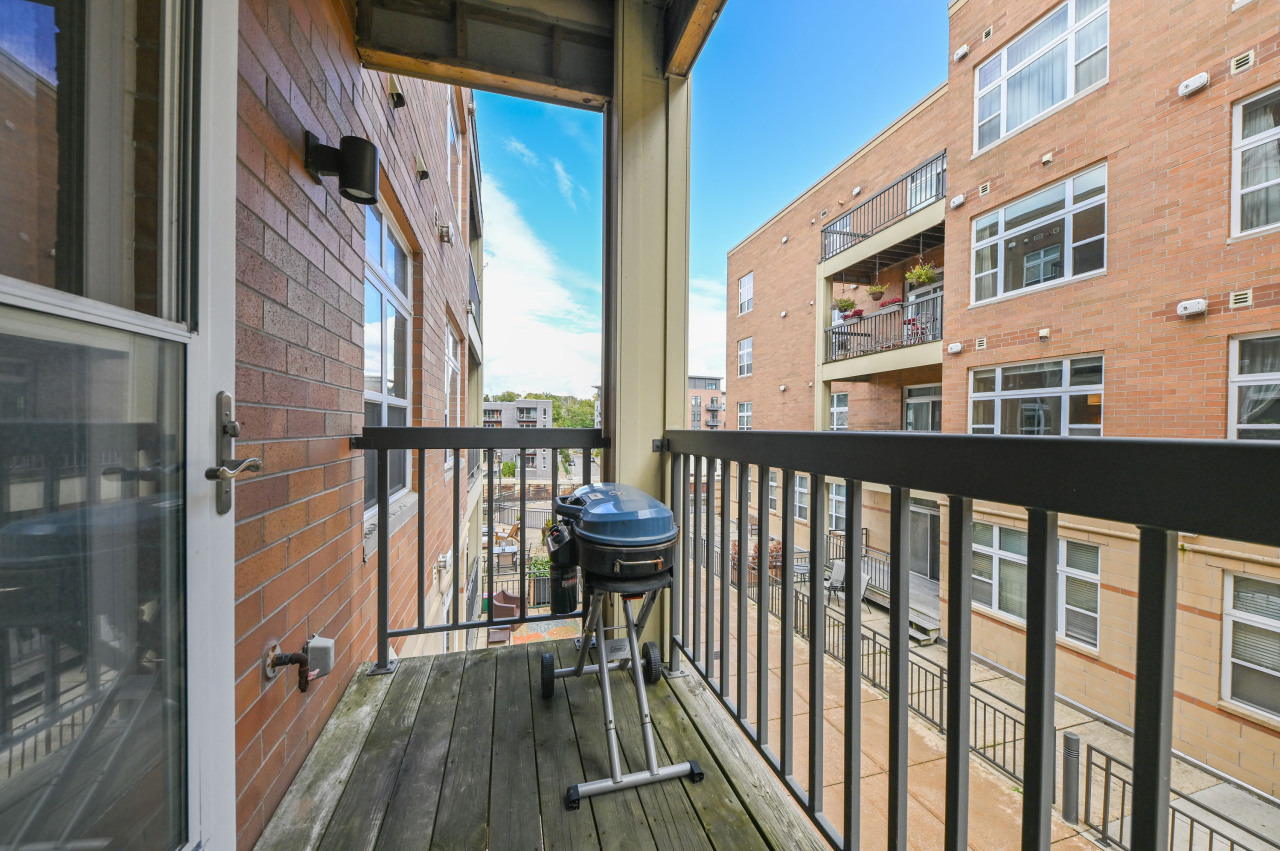 1905 North Water Street, Unit 207 Milwaukee, WI 53202 - Photo 24 of 38 Photo 24