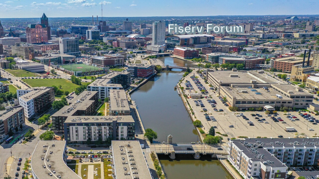 1905 North Water Street, Unit 207 Milwaukee, WI 53202 - Photo 36 of 38 Photo 36