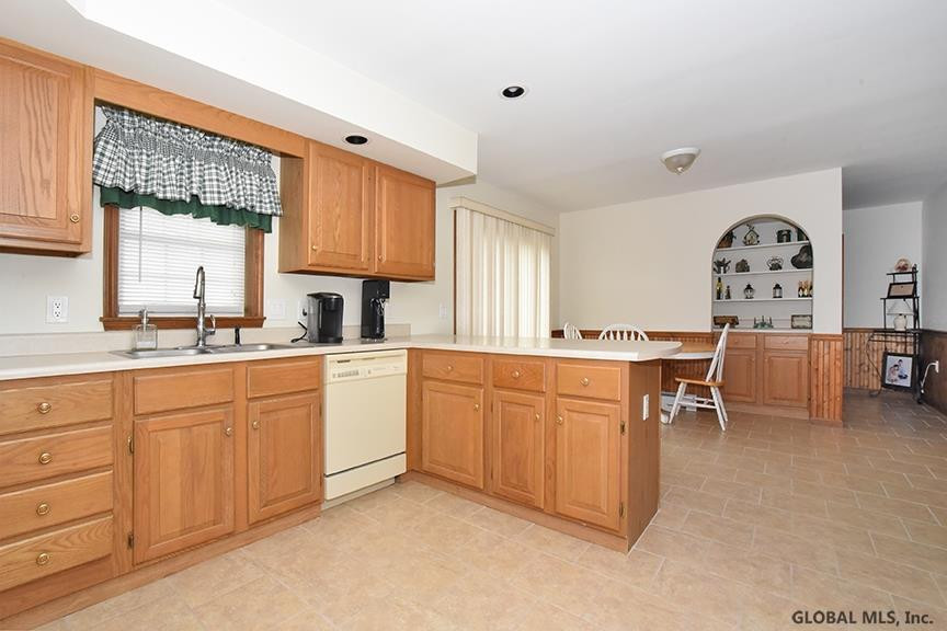63 Johnson Road Mechanicville, NY 12118 - Photo 6 of 30 Photo 6