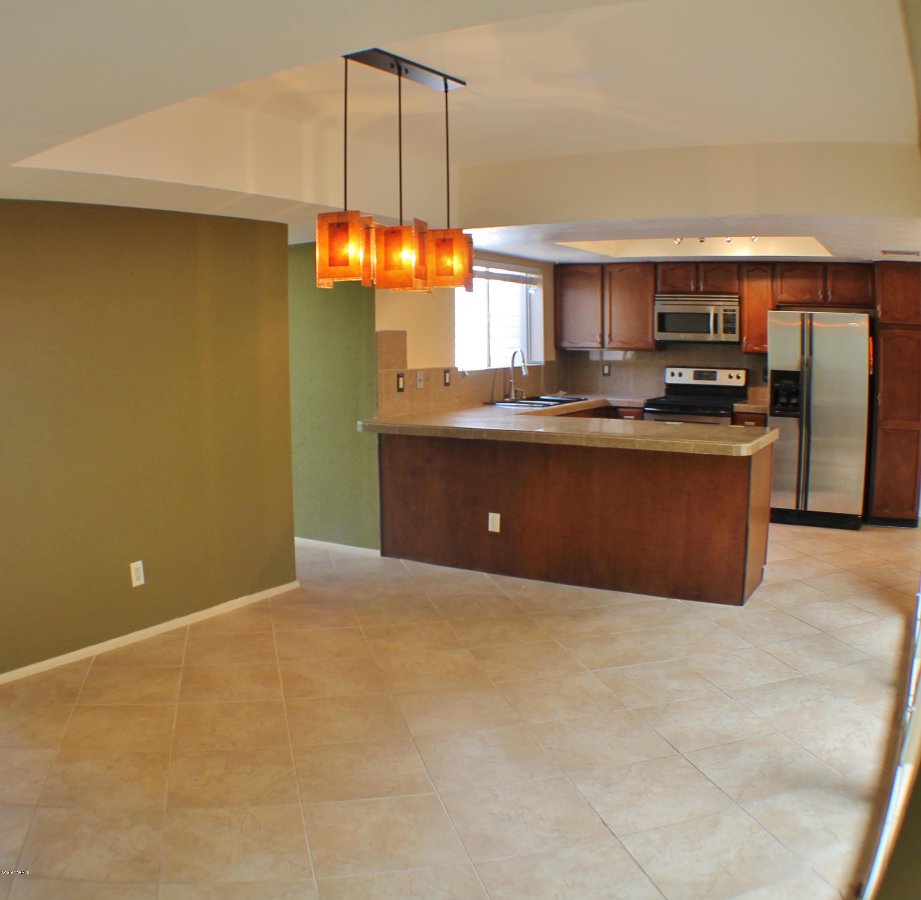 1301 North Vía Ronda Oeste Tucson, AZ 85715 - Photo 17 of 35