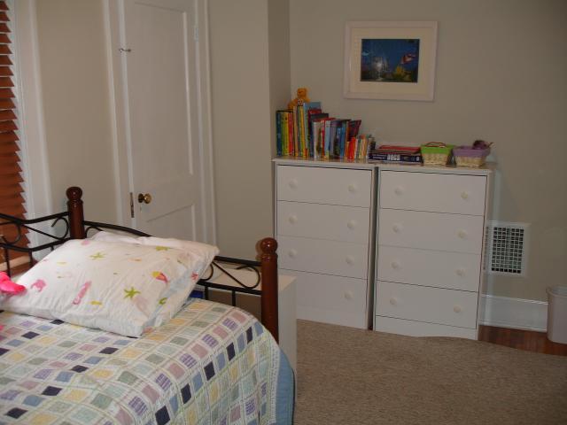 195 East Pacemont Road Columbus, OH 43202 - Photo 8 of 13