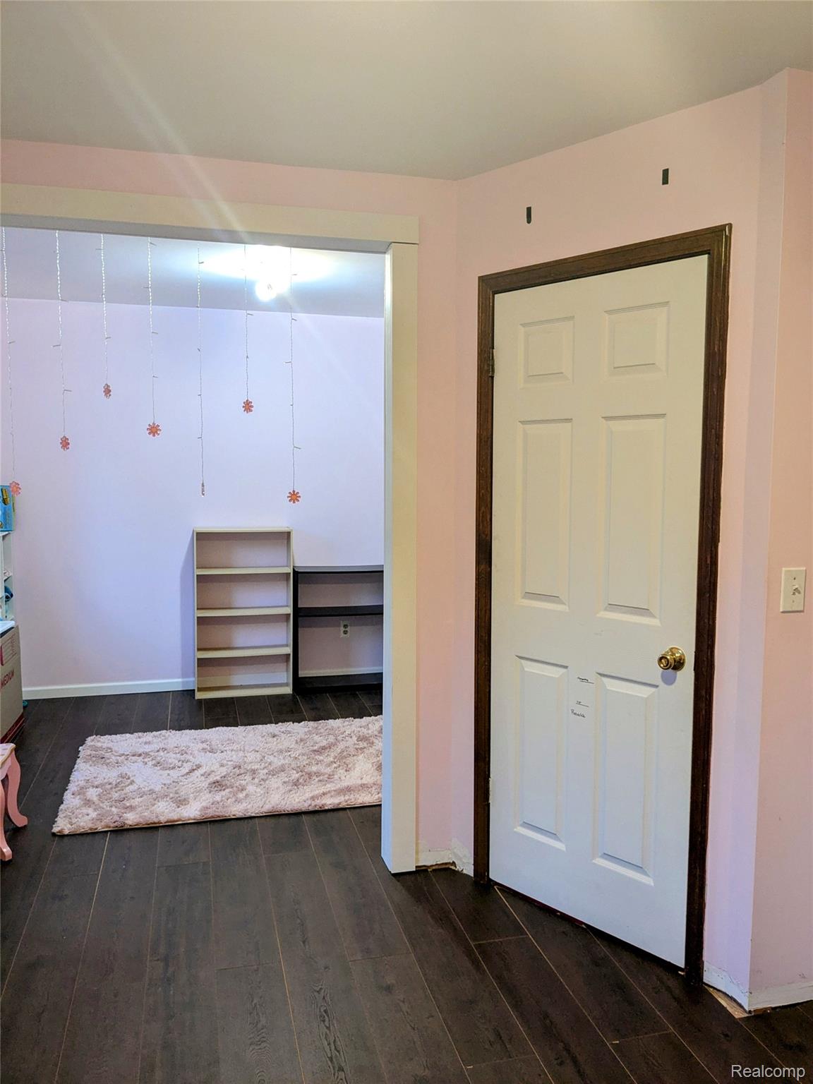 1408 Bowers Road Lapeer, MI 48446 - Photo 22 of 60 1 Bedroom - 2 Entries, 2 Closets