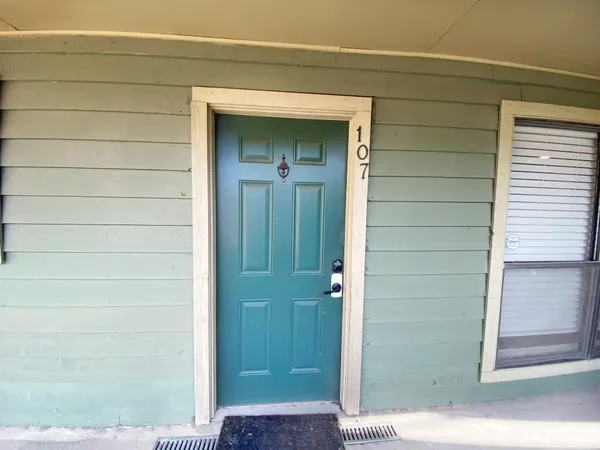 $1,650 | 101 Stratford Street, Unit 107, Houston, TX 77006