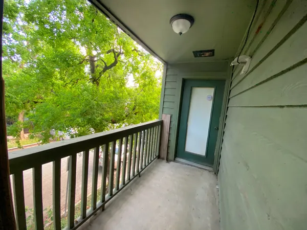 $1,650 | 101 Stratford Street, Unit 107, Houston, TX 77006