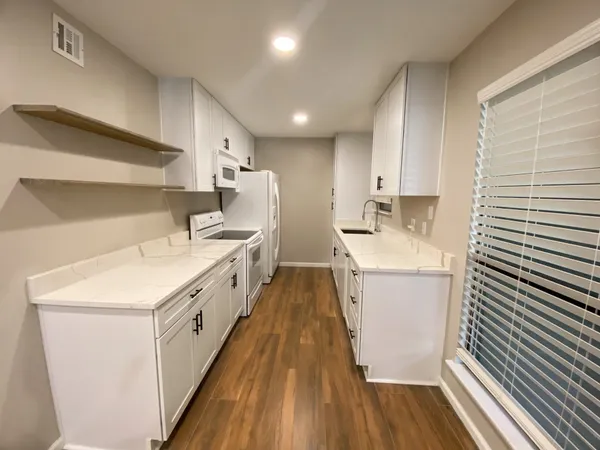 $1,650 | 101 Stratford Street, Unit 107, Houston, TX 77006