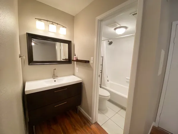 $1,650 | 101 Stratford Street, Unit 107, Houston, TX 77006