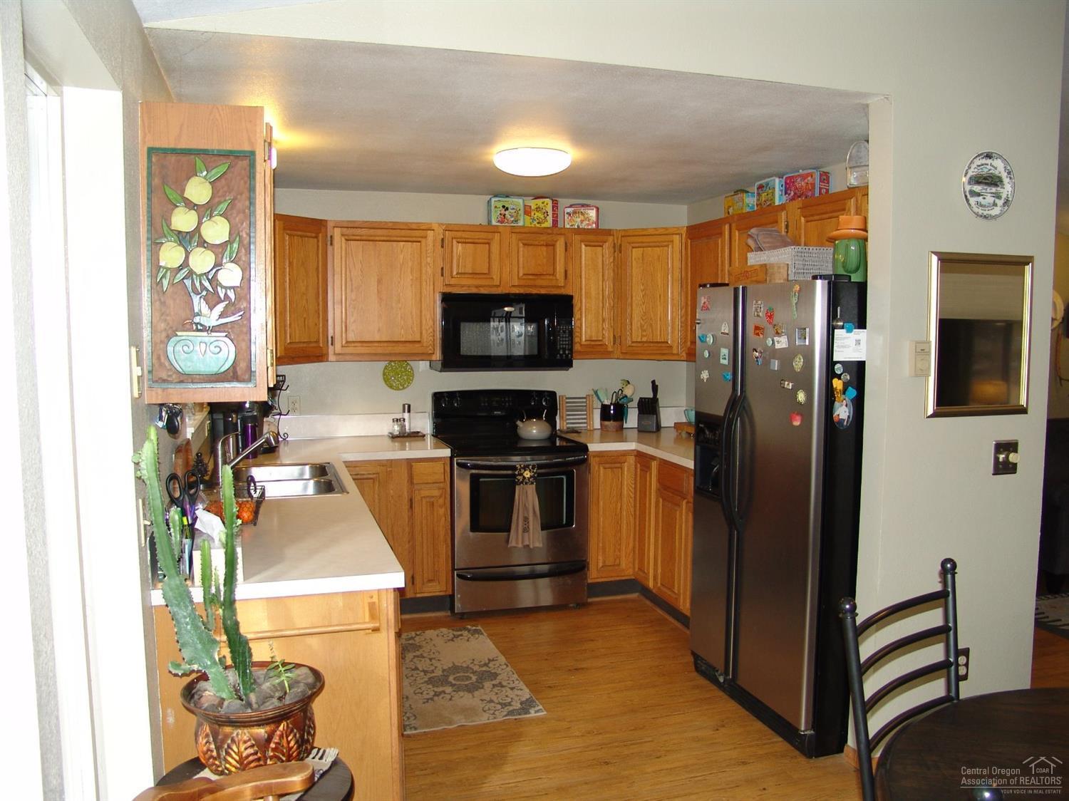 52159 Foxtail Road La Pine, OR 97739 - Photo 4 of 25 Additional Photo