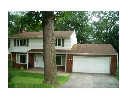 237 Teakwood Road Butler, PA 16001 - Photo 1 of 11 Exterior Front.