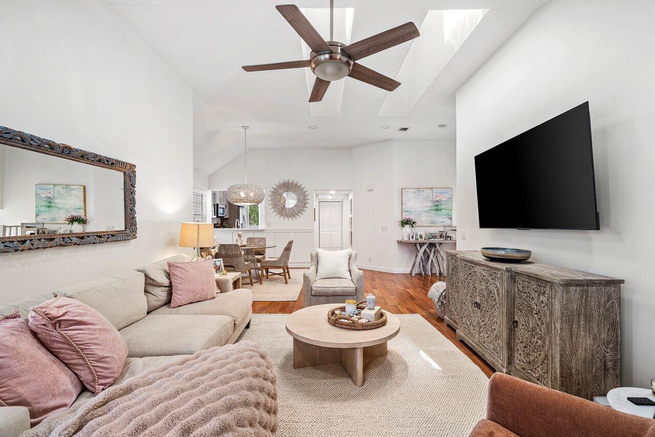 5336 Buckhead Circle, Unit 2020 Boca Raton, FL 33431 - Photo 12 of 45 012-5336BuckheadCircle-BocaRaton-FL-3348