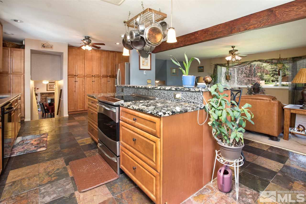 7375 Pinehurst Circle Reno, NV 89502 - Photo 3 of 24 Photo 3