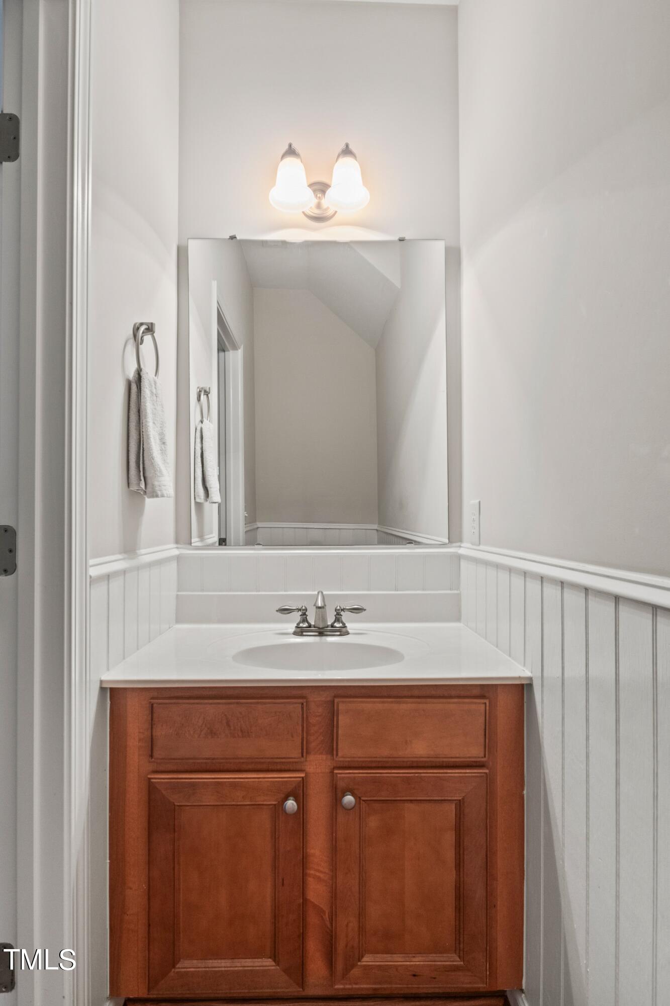 5534 Nur Lane Raleigh, NC 27606 - Photo 12 of 35 36-5534 Nur Ln - 1800o20240111_0028