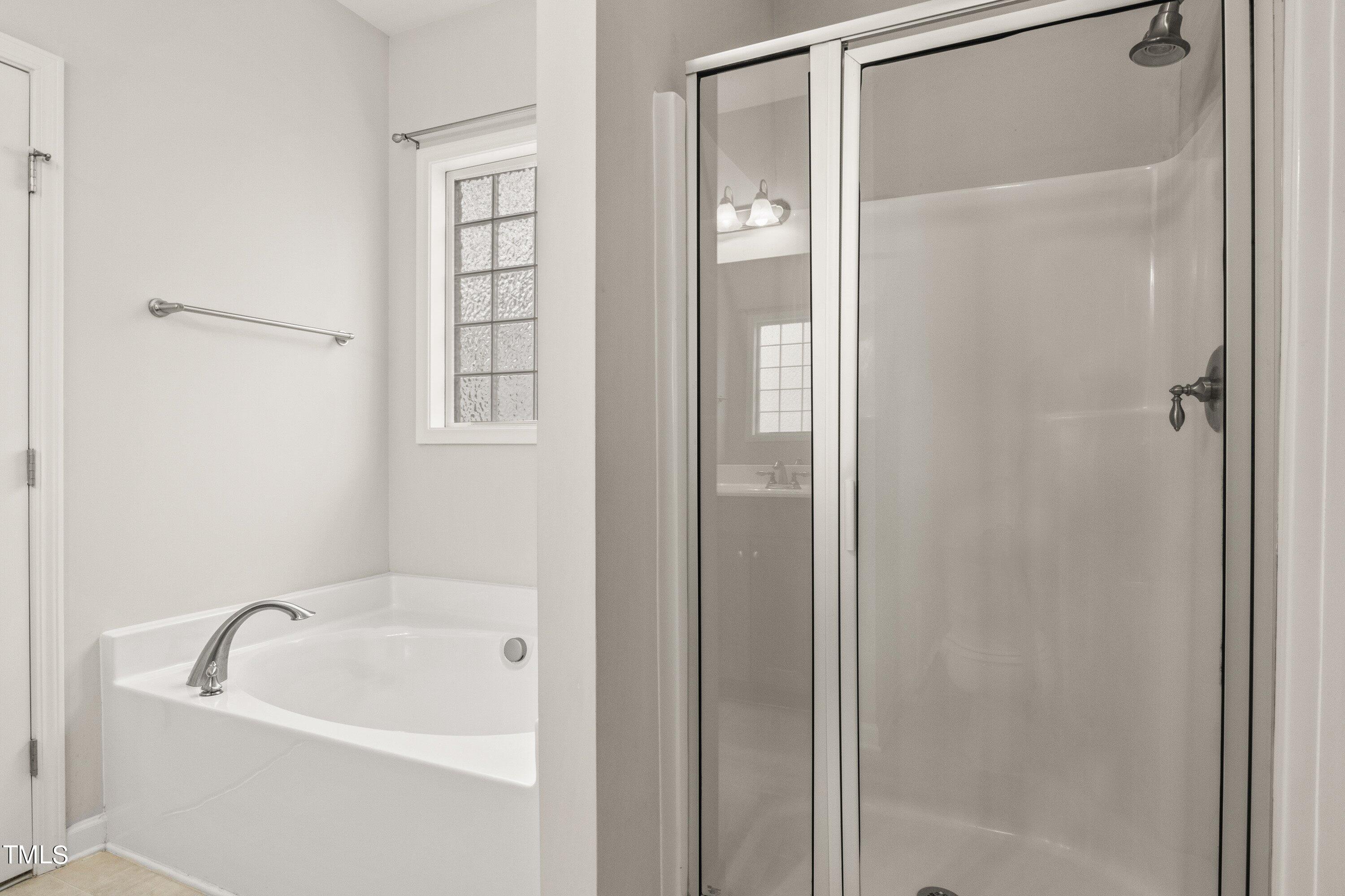 5534 Nur Lane Raleigh, NC 27606 - Photo 18 of 35 34-5534 Nur Ln - 1800o20240111_0026