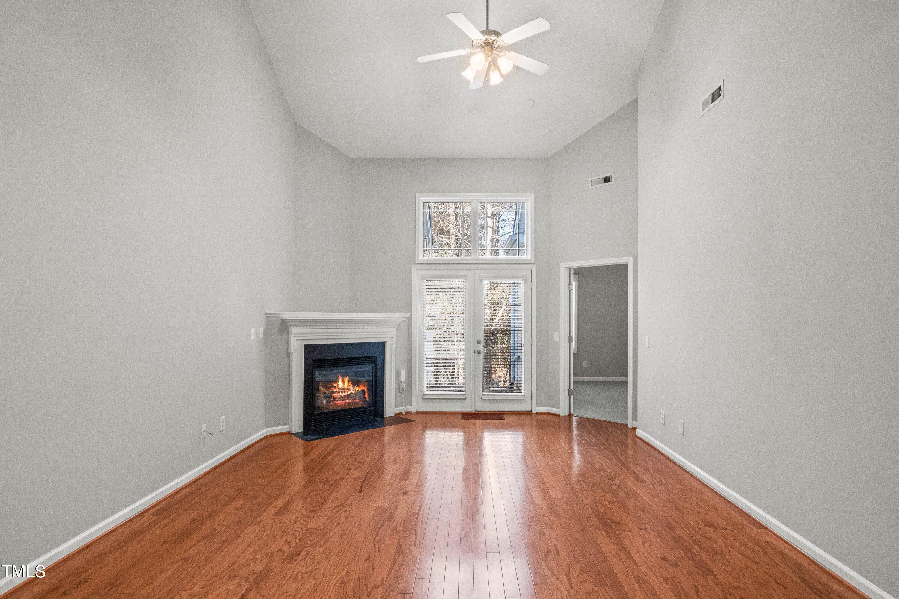 5534 Nur Lane Raleigh, NC 27606 - Photo 4 of 35 25-5534 Nur Ln - 1800o20240111_0017