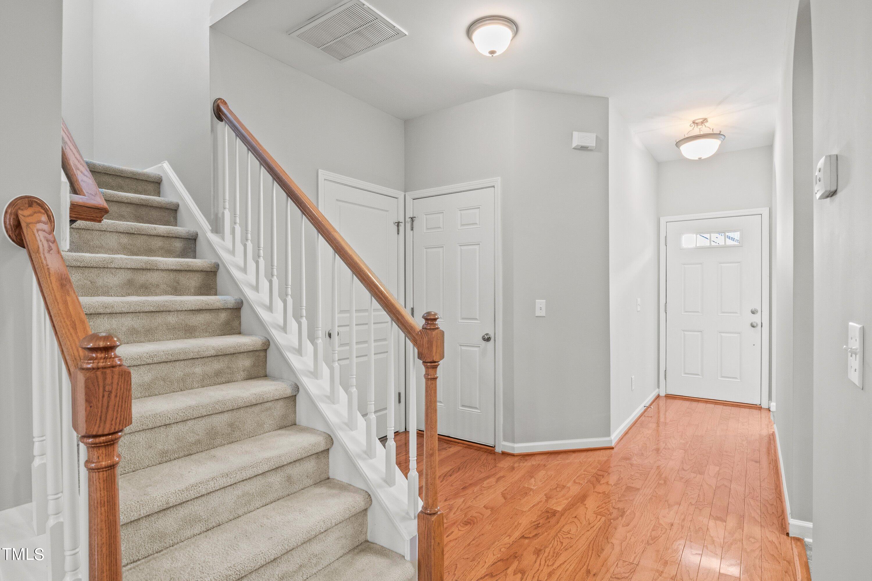 5534 Nur Lane Raleigh, NC 27606 - Photo 10 of 35 17-5534 Nur Ln - 1800o20240111_0009