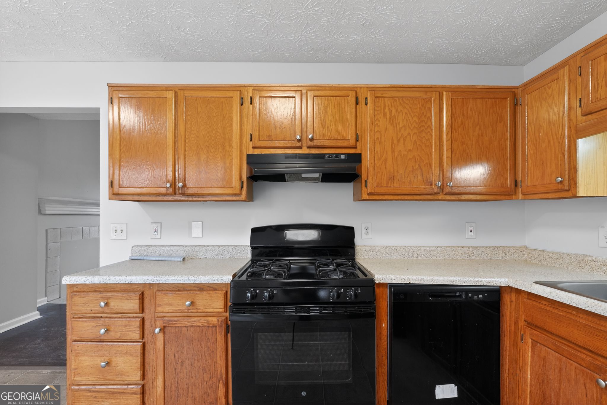 5207 Oaktree Court Lithonia, GA 30038 - Photo 13 of 39