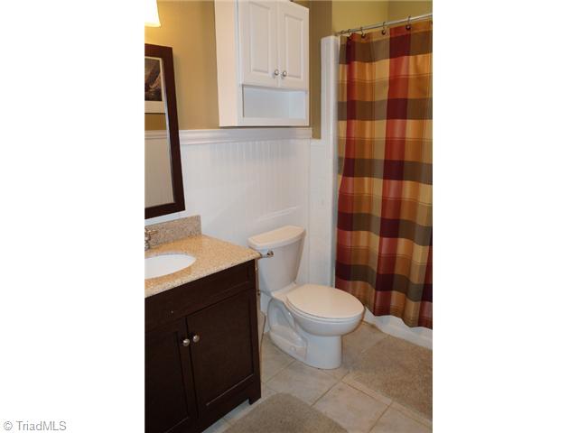 1029 Greystone Road Asheboro, NC 27203 - Photo 13 of 16 Bath.