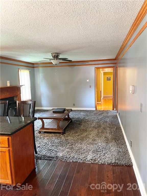 3217 Sunset Road Charlotte, NC 28216 - Photo 11 of 44 Gallery Image 11