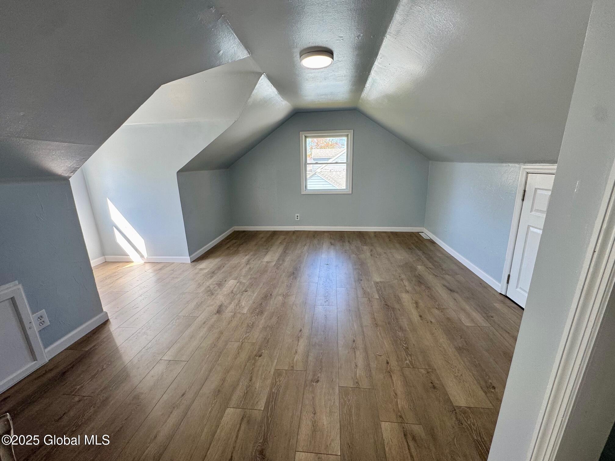 1020 Inner Drive Schenectady, NY 12303 - Photo 20 of 26 IMG_6180