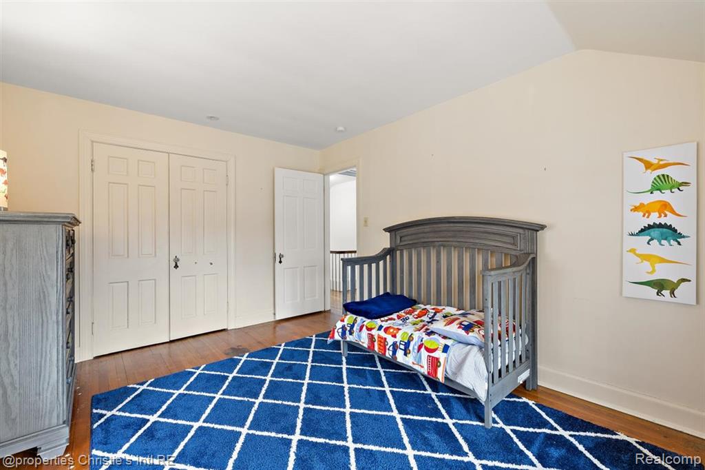 285 McMillan Road Grosse Pointe Farms, MI 48236 - Photo 23 of 33