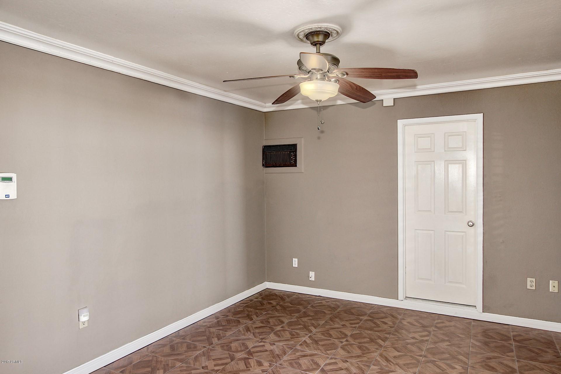 4124 East Vineyard Road Phoenix, AZ 85042 - Photo 13 of 35 Vineyard - 4124 (14)