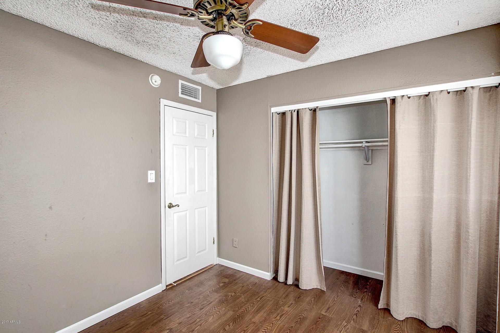 4124 East Vineyard Road Phoenix, AZ 85042 - Photo 17 of 35 Vineyard - 4124 (19)