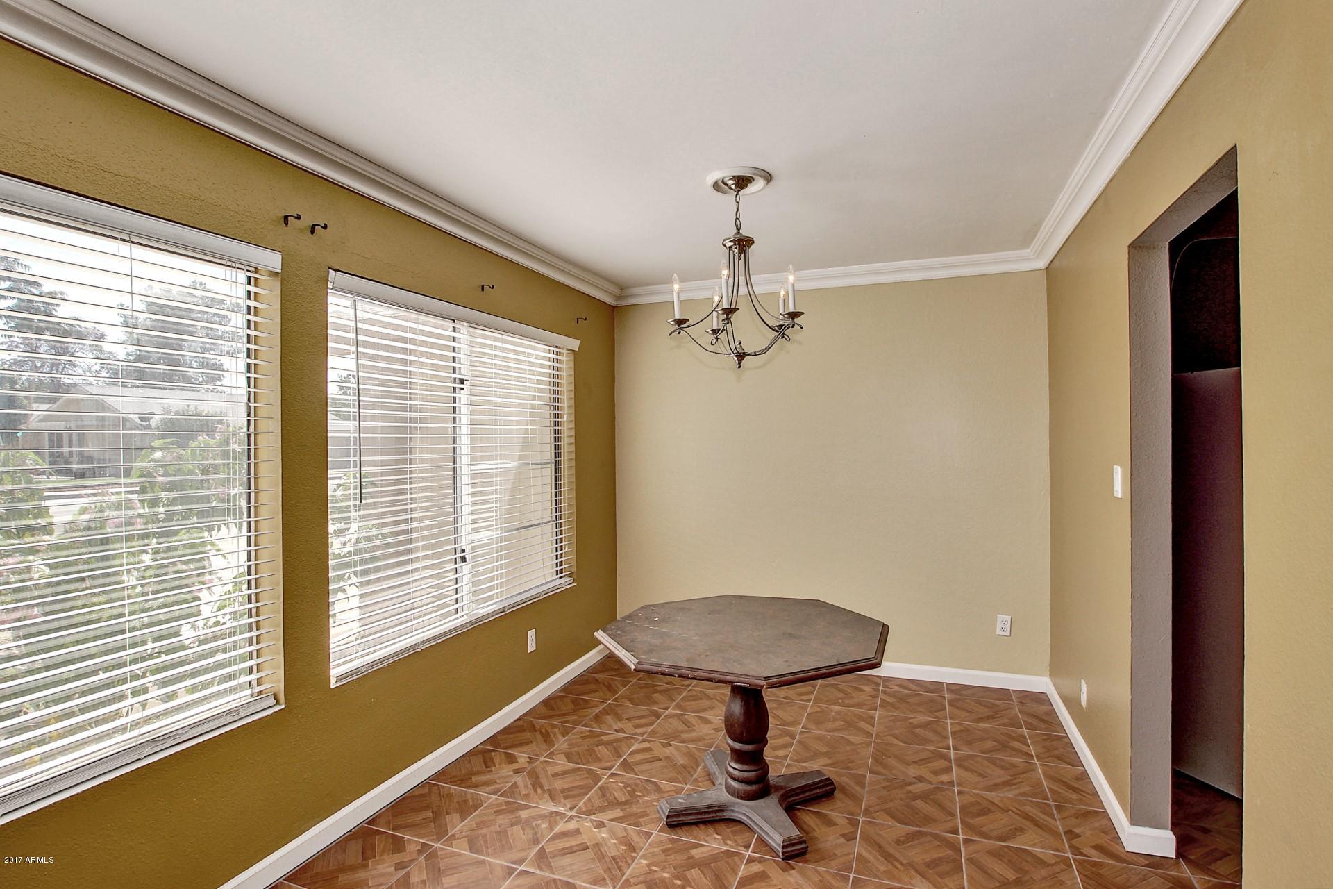4124 East Vineyard Road Phoenix, AZ 85042 - Photo 9 of 35 Vineyard - 4124 (8)