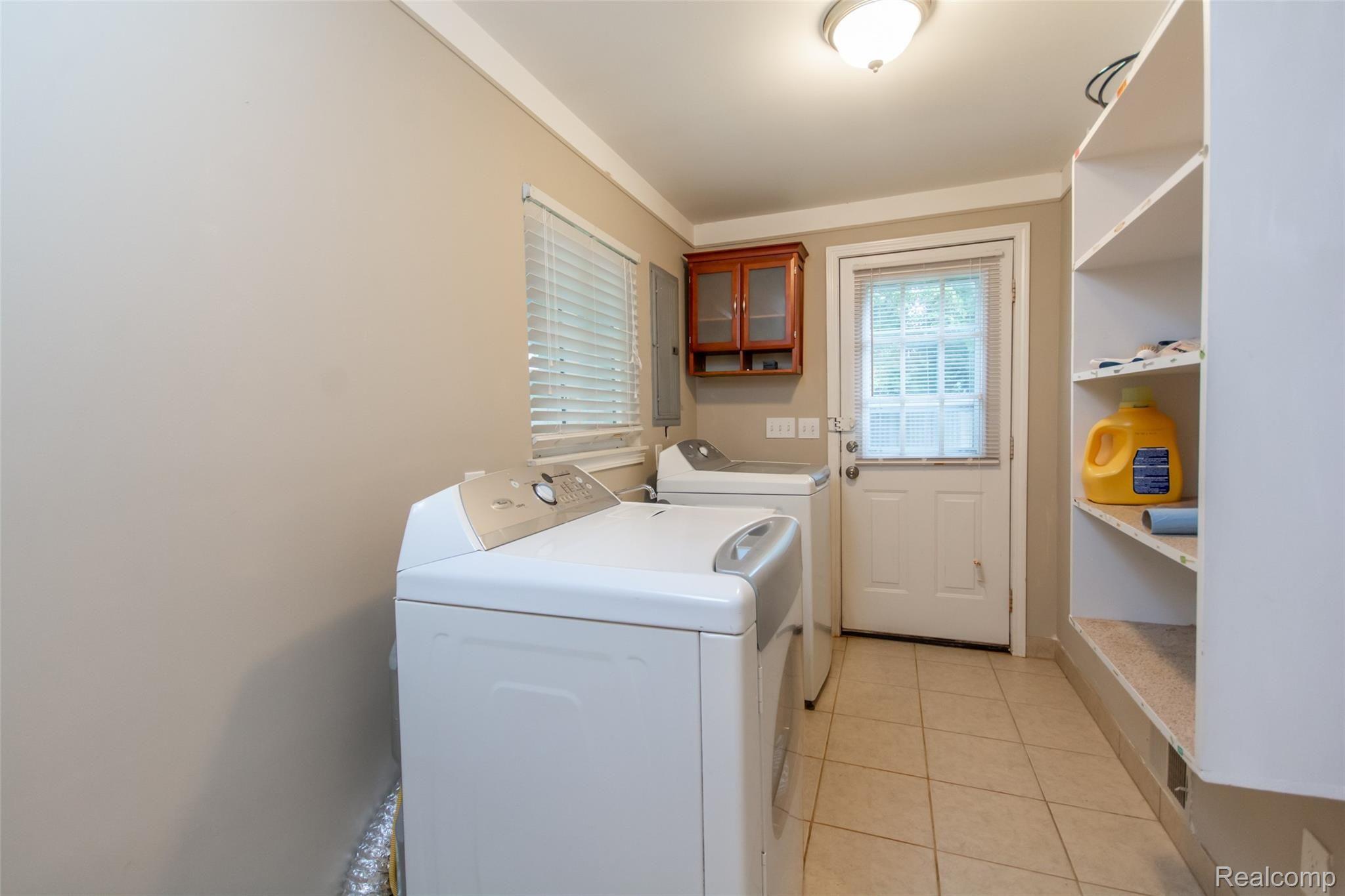 56051 Omo Road Macomb, MI 48042 - Photo 14 of 24 DSC_9723.jpg