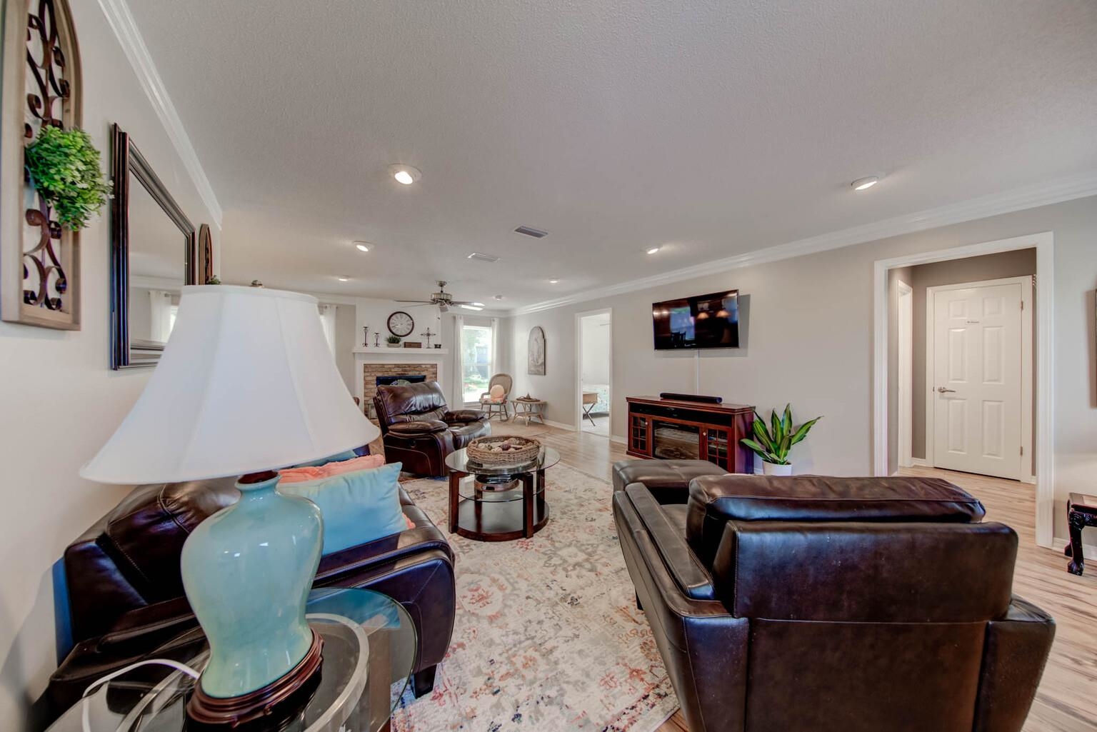 304 West Palm Avenue Foley, AL 36535 - Photo 3 of 18 Living Room