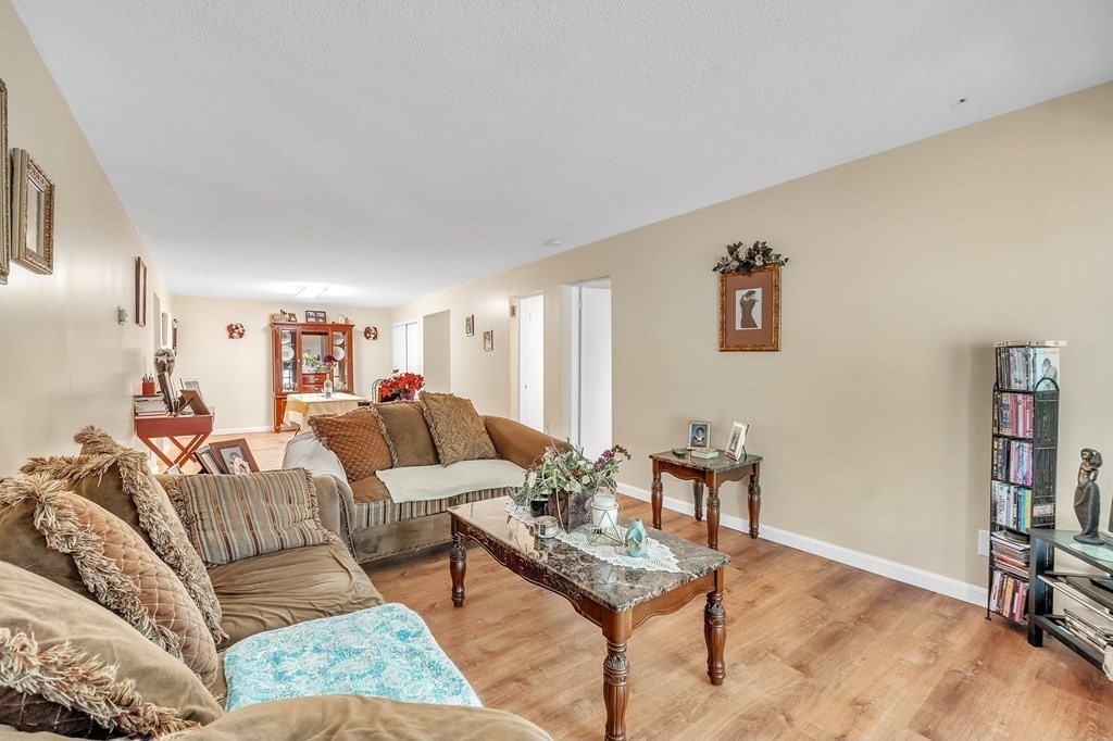 18 Wrentham Road, Unit 210 Worcester, MA 01602 - Photo 6 of 24 Gallery Image 6