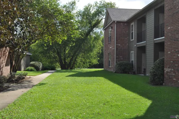 $170,000 | 7300 Burbank Drive, Unit 23, Baton Rouge, LA 70820
