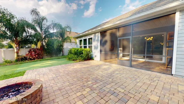 a view of a tennis court