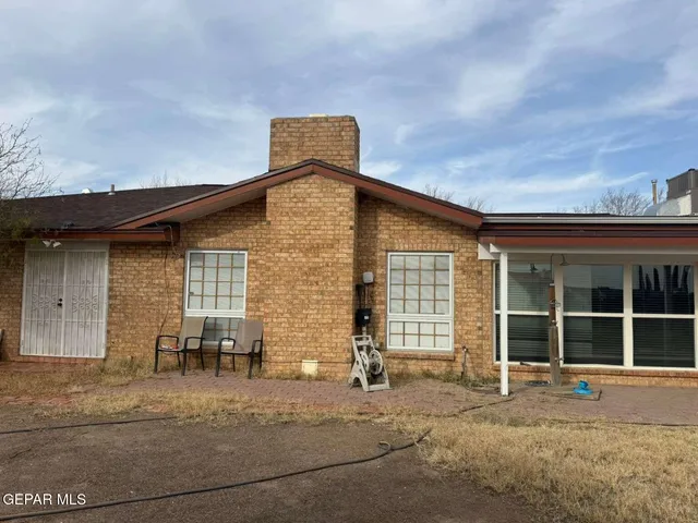 $499,900 | 10904 Don January Drive, El Paso, TX 79935