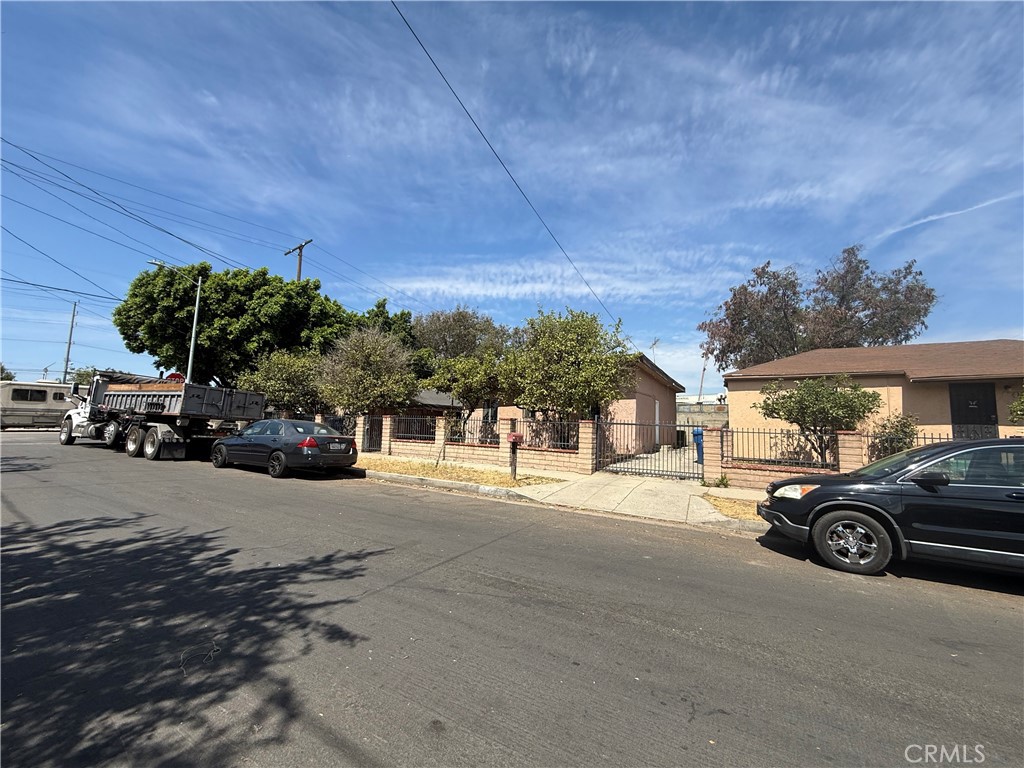 10004 San Fernando Road Pacoima, CA 91331 - Photo 1 of 18 Gallery Image 1
