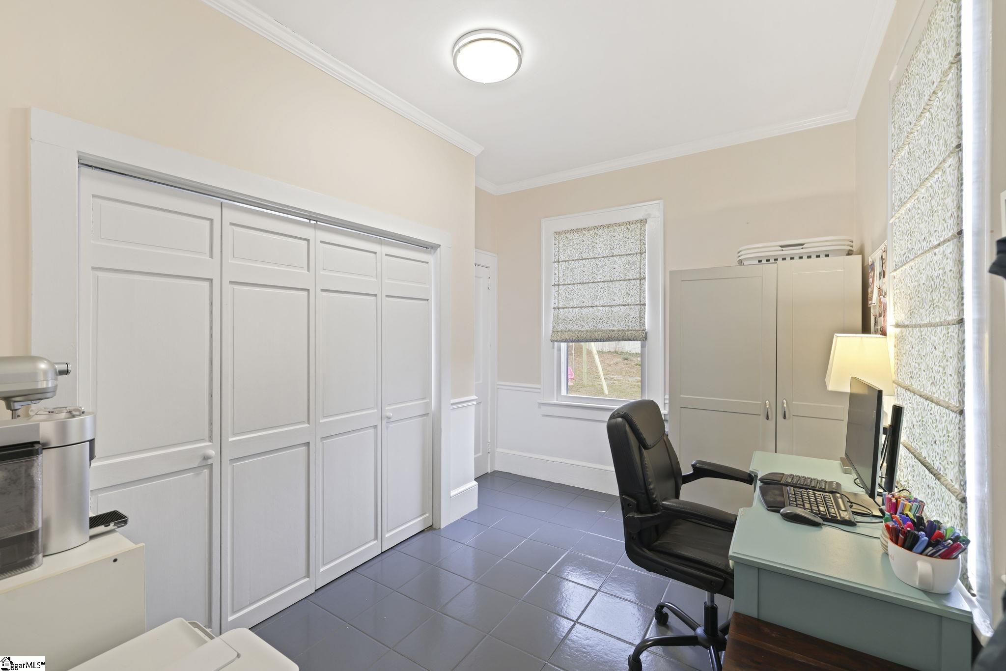 513 Northeast Main Street Easley, SC 29640 - Photo 15 of 38