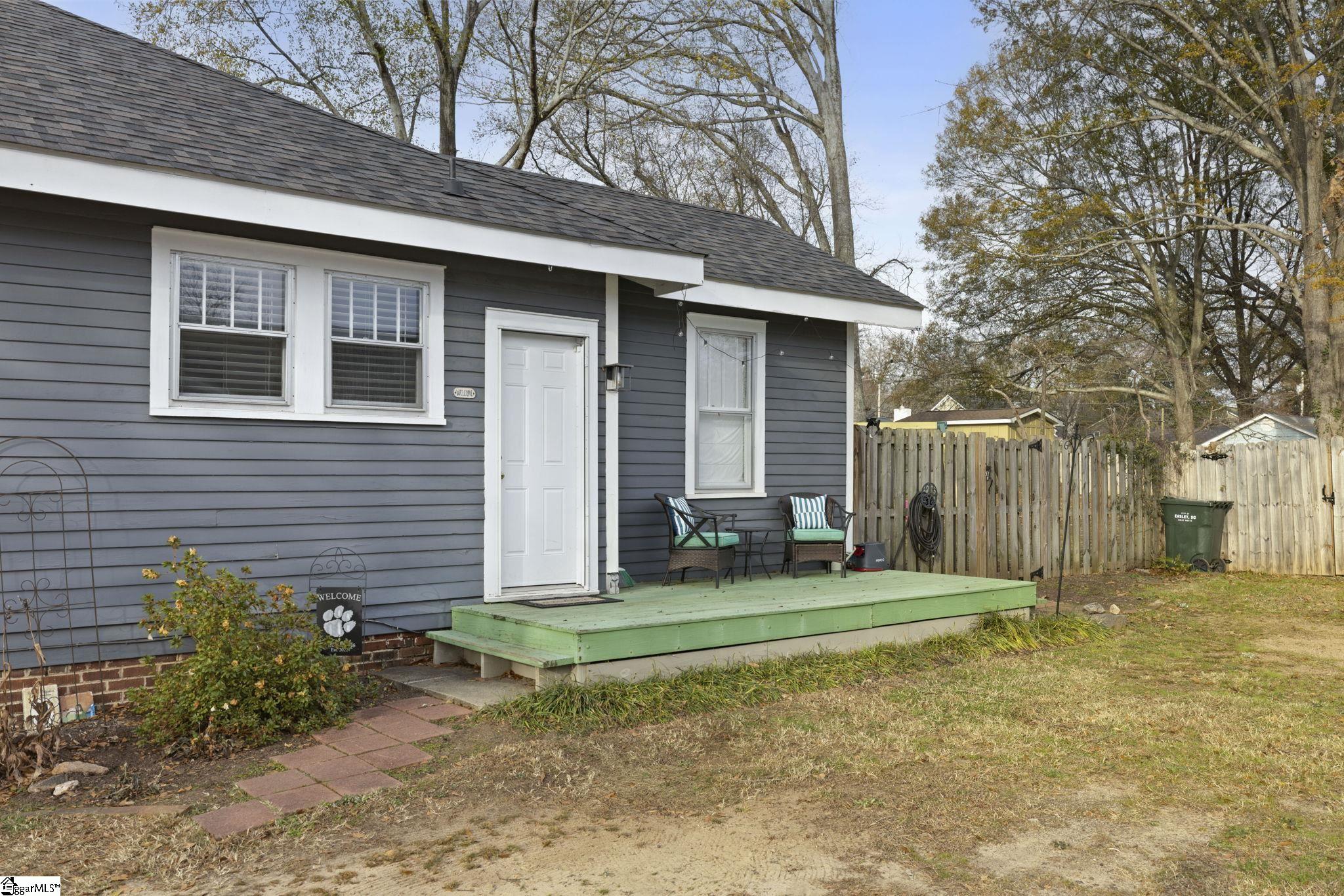 513 Northeast Main Street Easley, SC 29640 - Photo 27 of 38